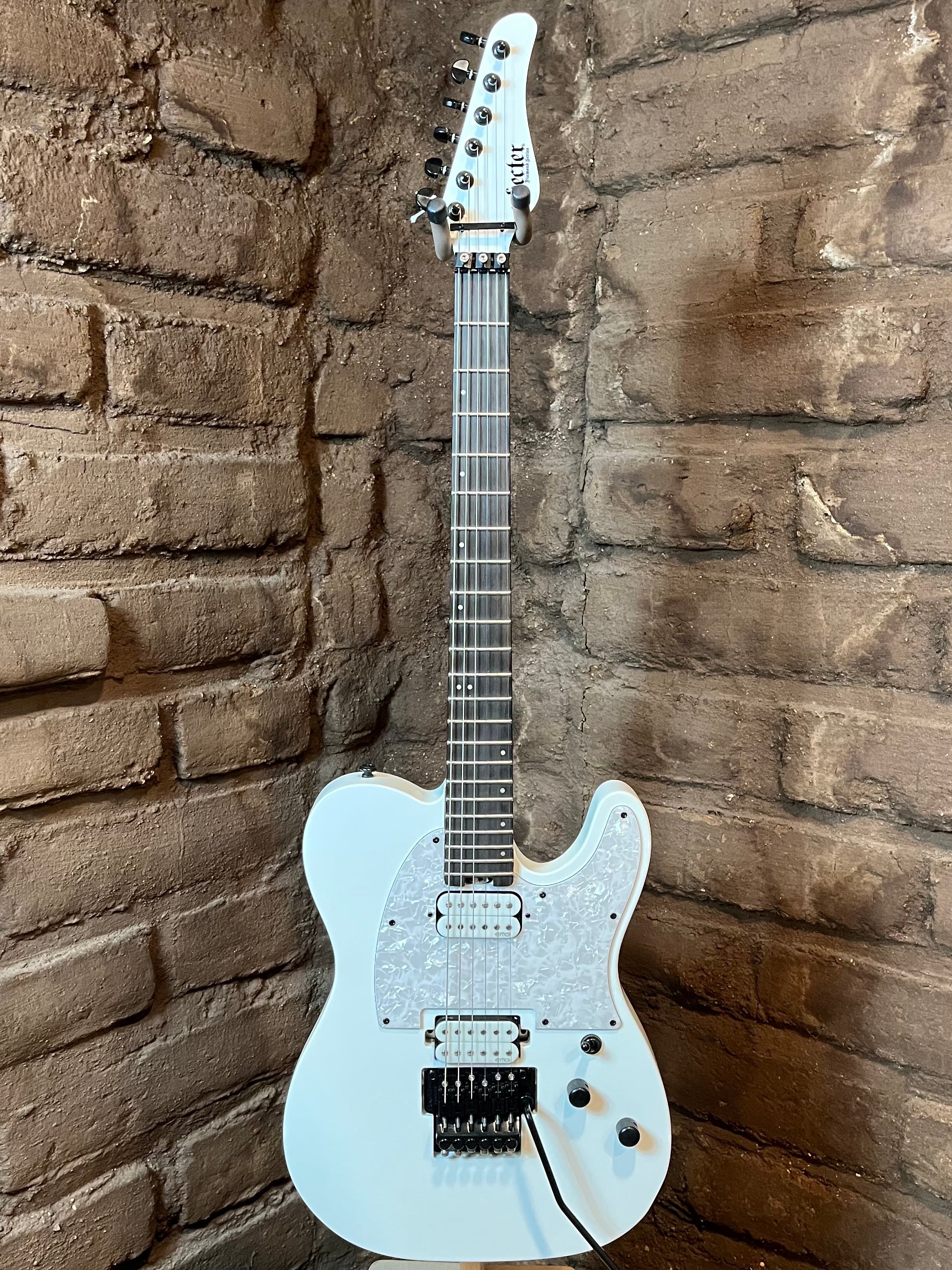 Schecter Sun Valley Super Shredder PT FR Metallic White