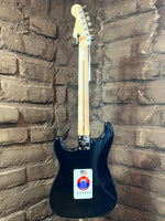 
              Fender Eric Clapton "Blackie" Stratocaster
            